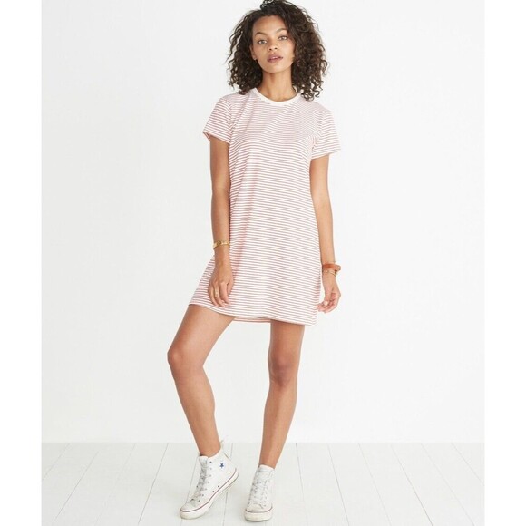 Marine Layer Melanie Dress Red Cream Size Medium Coastal Nautical Beach Vacation - Picture 1 of 7